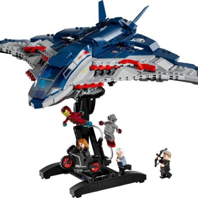 Quinjet Din Razbunatorii: Sub Semnul Lui Ultron