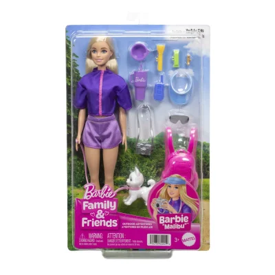 Barbie Family And Friends Set Păpușă Barbie Malibu Si Accesorii Aventuri în Aer Liber