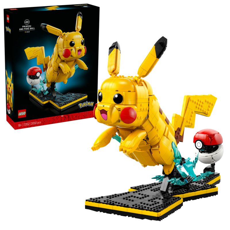 Pikachu Și Poké Ball